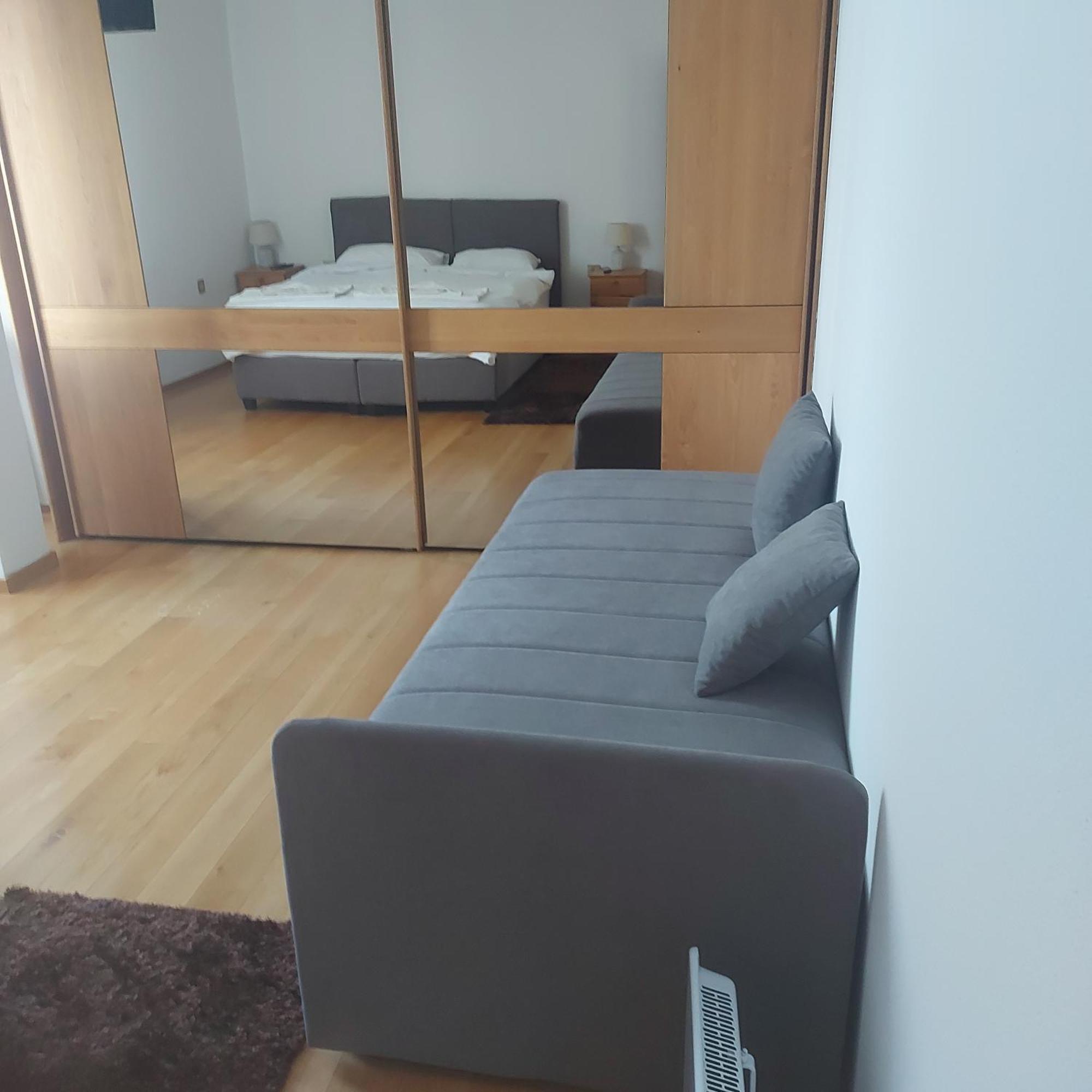 Apartman Centar Bulevar Ex Sa Garazom 바냐루카 외부 사진